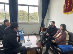 南昌縣小藍經開區(qū)科技創(chuàng)新服務中心赴江西制藥宣導惠企政策